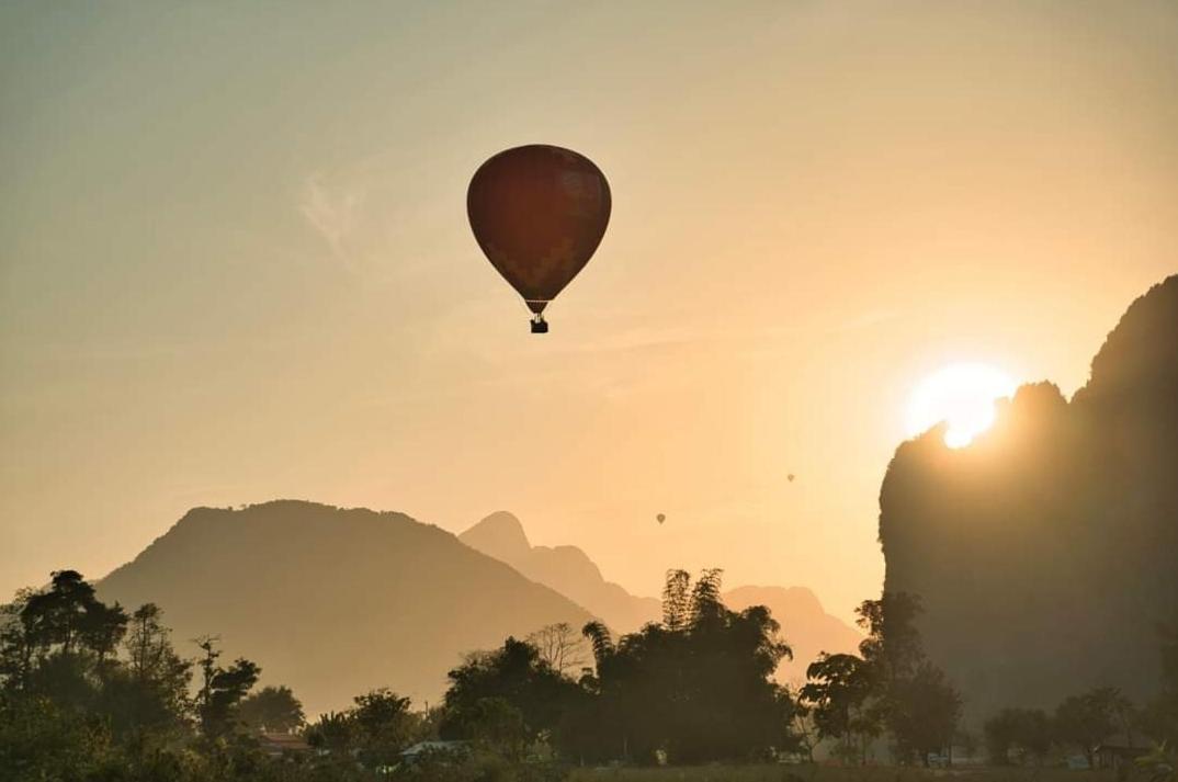 Vang Vieng Chanthala Hotel 1 Екстериор снимка